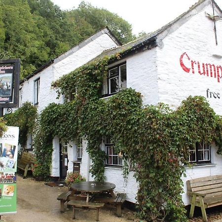 The Crumplehorn Inn & Mill Полперо Екстериор снимка